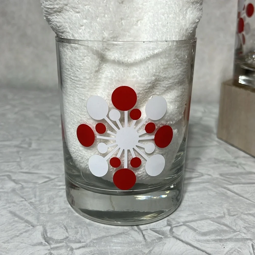 Set of 4 Crate&Barrel Atomic snowflake double old fashion glasses